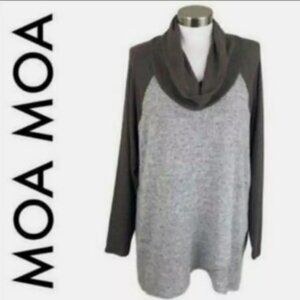 Moa Moa Gray Sweater Cowlneck Size L